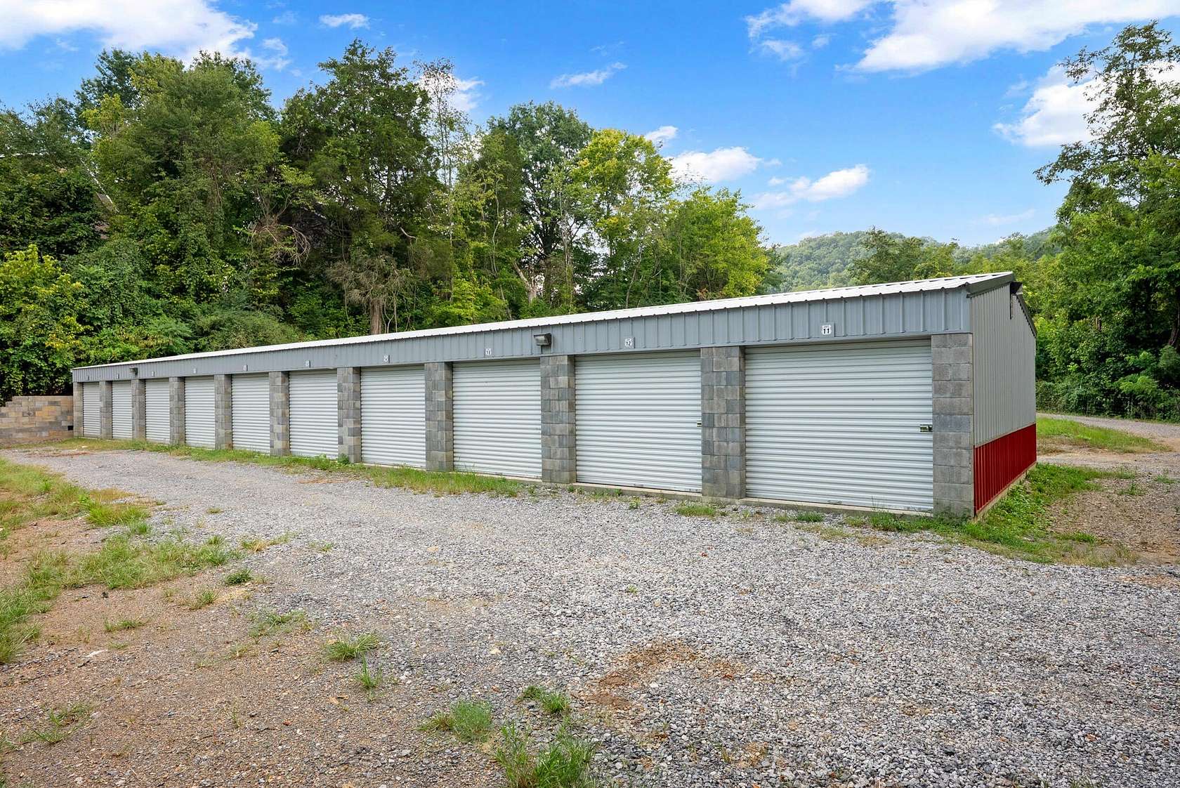 2 Acres of Improved Commercial Land for Sale in Rogersville, Tennessee