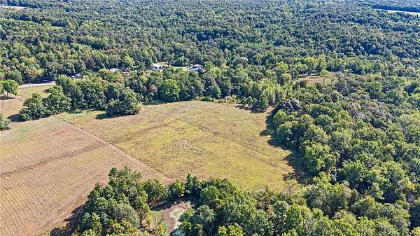 11 Acres of Land for Sale in Russellville, Arkansas