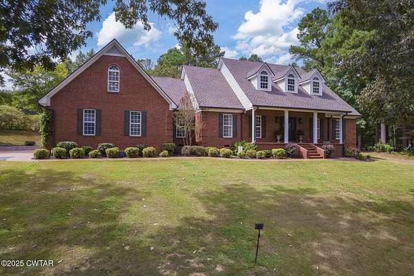 4.7 Acres of Residential Land with Home for Sale in Medon, Tennessee