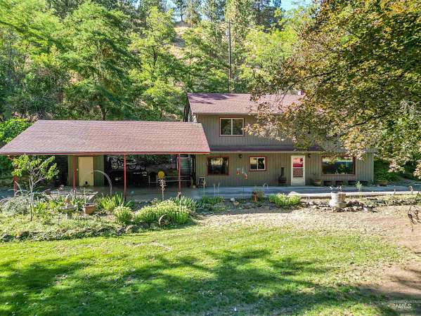 7.8 Acres of Land with Home for Sale in Kendrick, Idaho