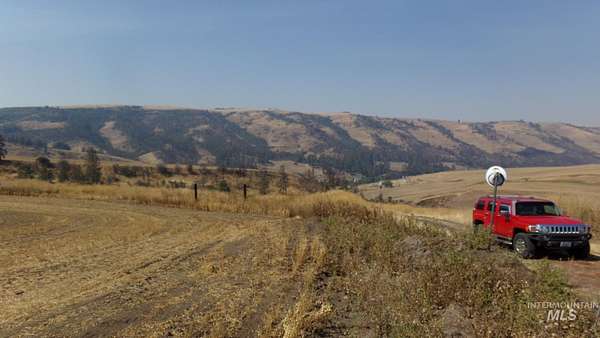 5.1 Acres of Land for Sale in Culdesac, Idaho