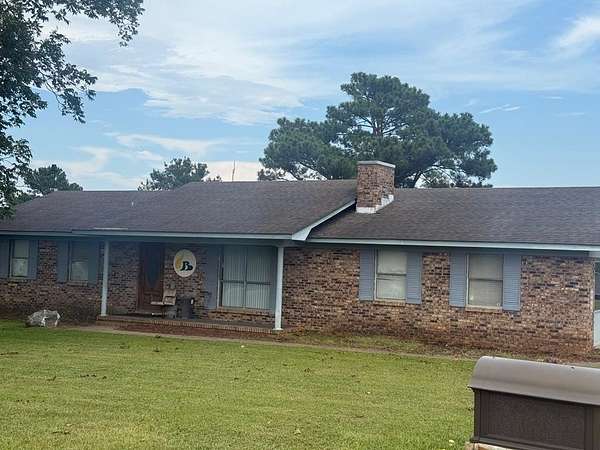 8.6 Acres of Land with Home for Sale in Eufaula, Alabama