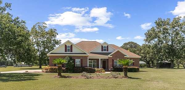 8 Acres of Residential Land with Home for Sale in Slocomb, Alabama