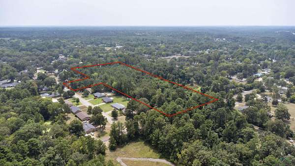 10.4 Acres of Land for Sale in Kilgore, Texas