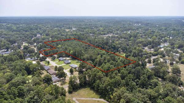 10.4 Acres of Land for Sale in Kilgore, Texas