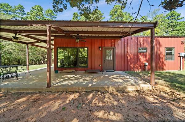 3.74 Acres of Residential Land with Home for Sale in Big Sandy, Texas