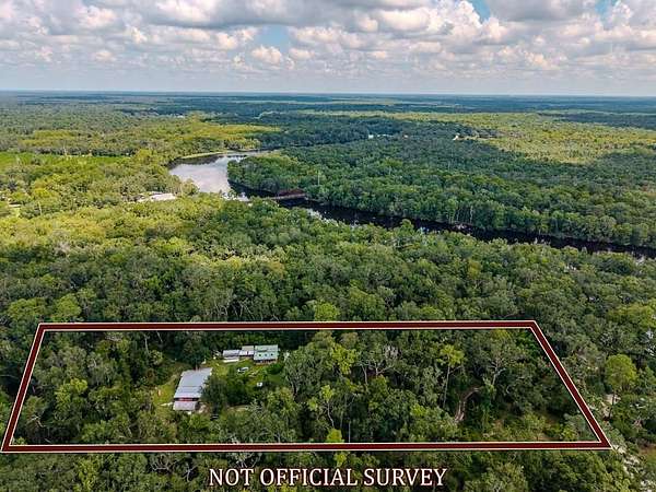 5 Acres of Residential Land with Home for Sale in Old Town, Florida