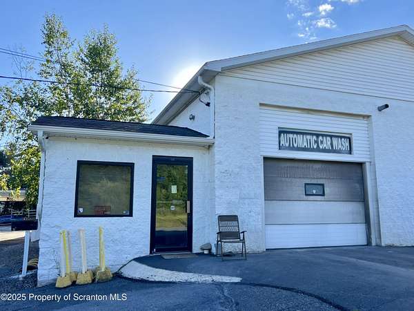 3.84 Acres of Improved Mixed-Use Land for Lease in Peckville, Pennsylvania