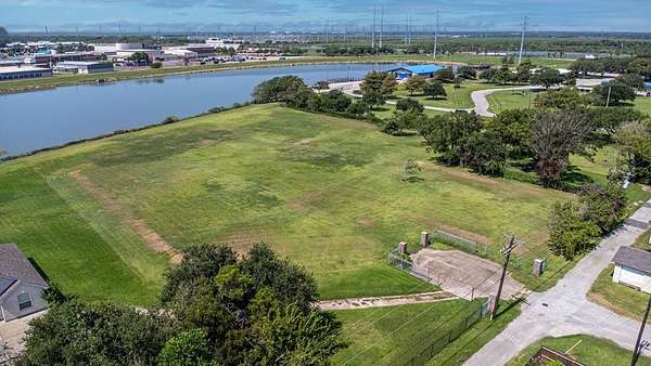 3 Acres of Residential Land for Sale in Freeport, Texas