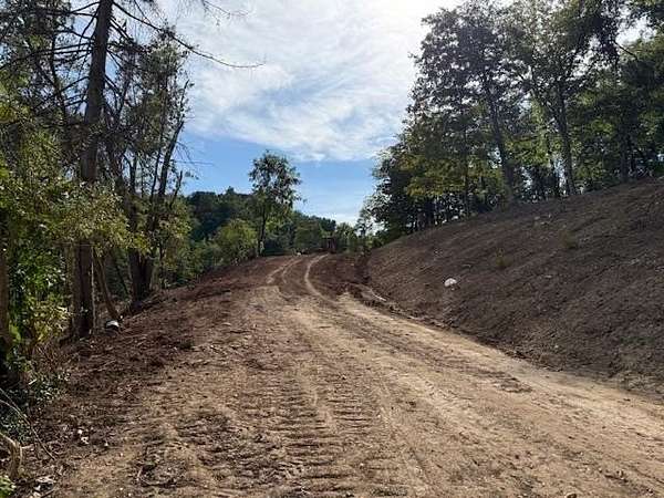 3.1 Acres of Residential Land for Sale in Chesapeake, Ohio