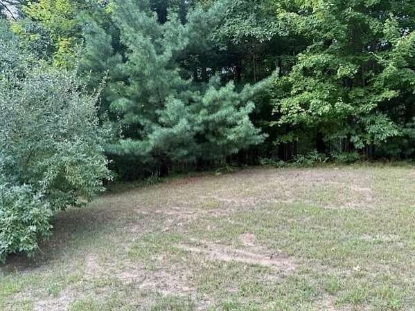 1.14 Acres of Residential Land for Sale in Twin Lake, Michigan
