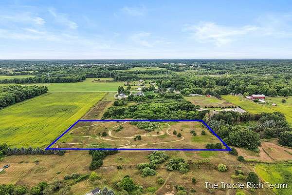 5 Acres of Residential Land for Sale in Rockford, Michigan