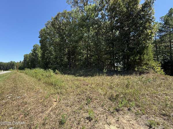 3.22 Acres of Residential Land for Sale in Huntingdon, Tennessee