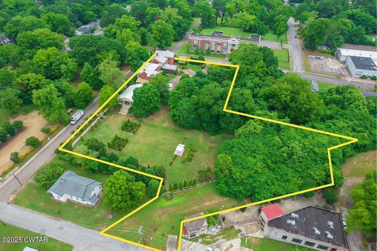 2.8 Acres of Improved Mixed-Use Land for Sale in Jackson, Tennessee