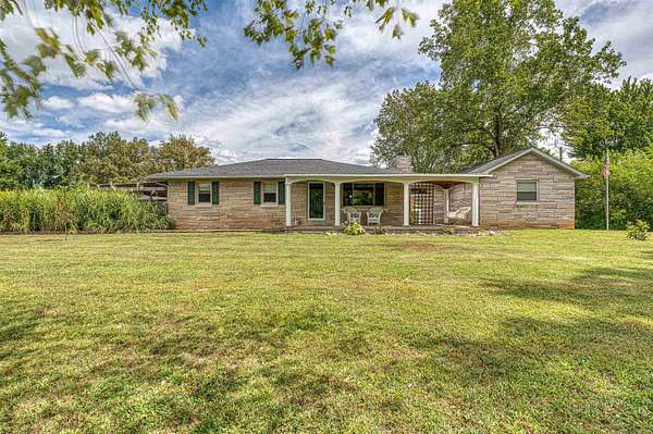 7.64 Acres of Land with Home for Sale in Henderson, Kentucky