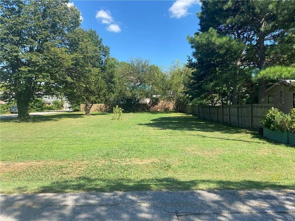 0.32 Acres of Residential Land for Sale in Fayetteville, Arkansas