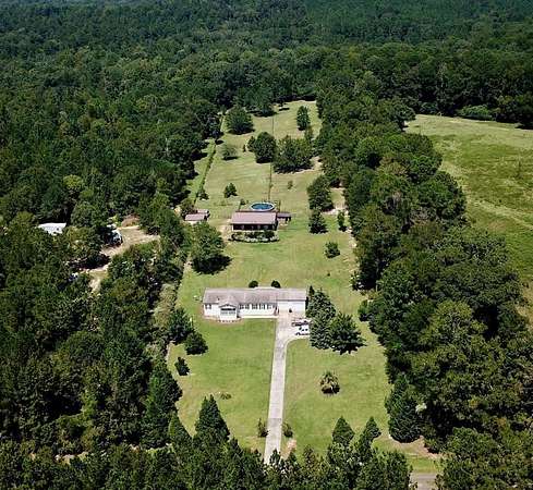 5 Acres of Land with Home for Sale in Abbeville, Alabama