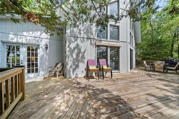 6.42 Acres of Residential Land with Home for Sale in Garfield, Arkansas