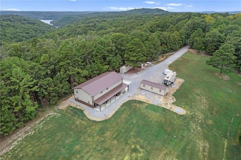 8 Acres of Land with Home for Sale in Eureka Springs, Arkansas