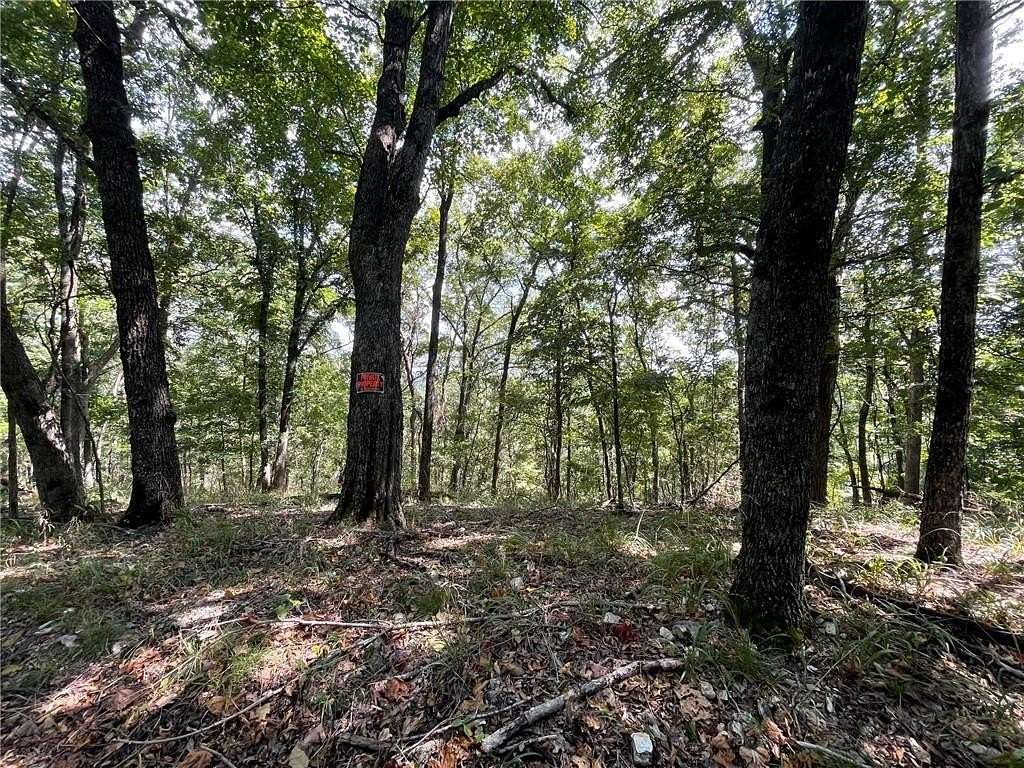 5.55 Acres of Land for Sale in Eureka Springs, Arkansas
