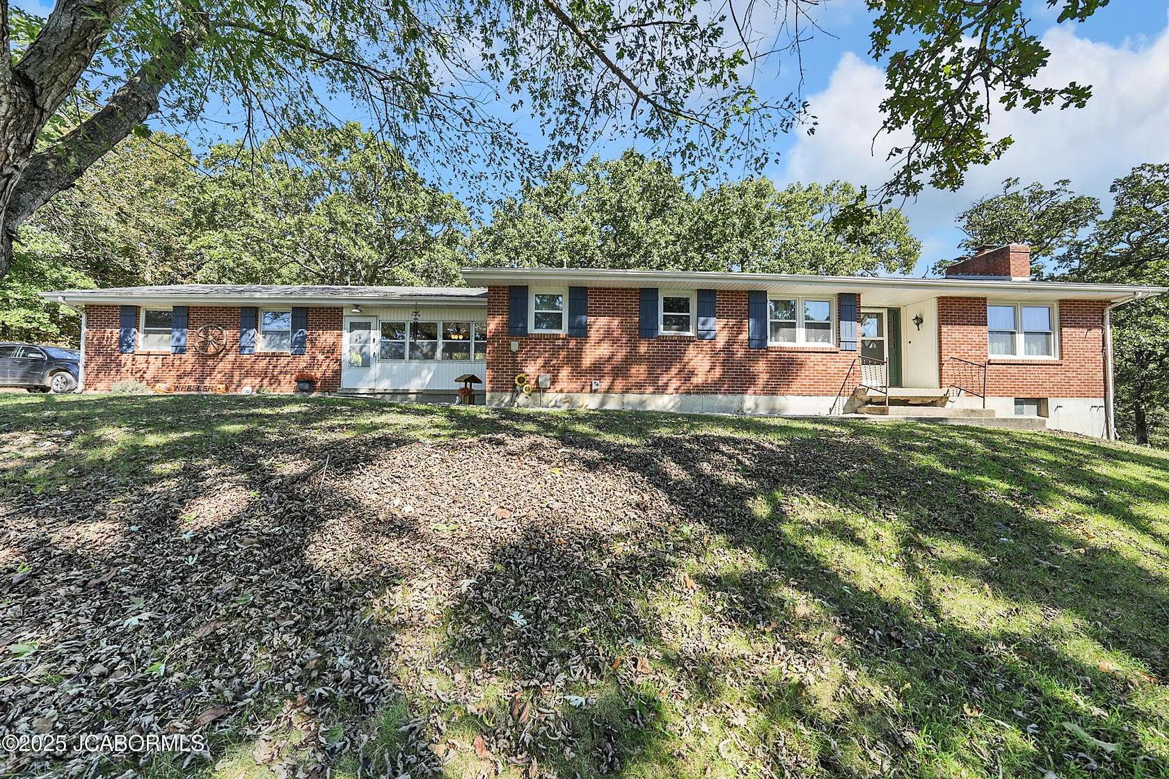 5 Acres of Residential Land with Home for Sale in California, Missouri