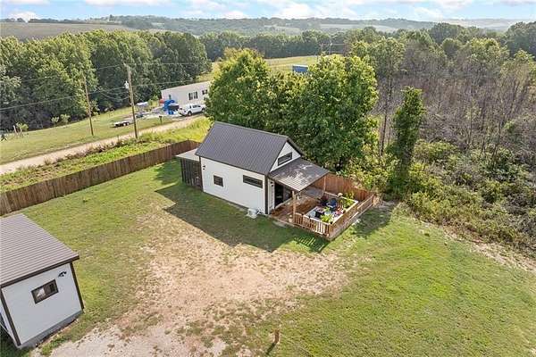 1.86 Acres of Residential Land with Home for Sale in Omaha, Arkansas