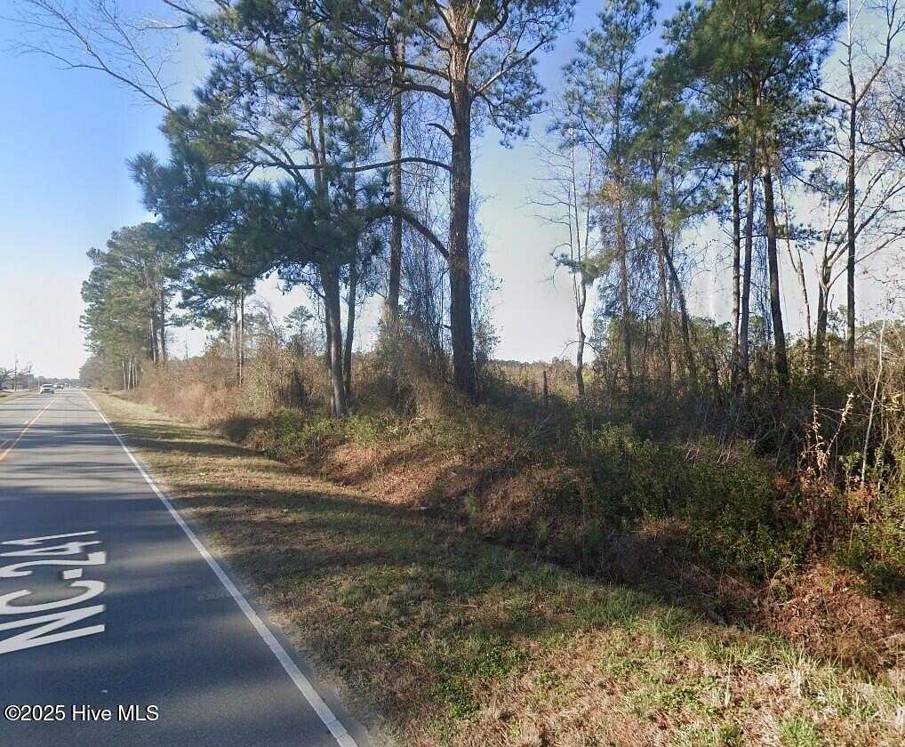 8.25 Acres of Residential Land for Sale in Beulaville, North Carolina