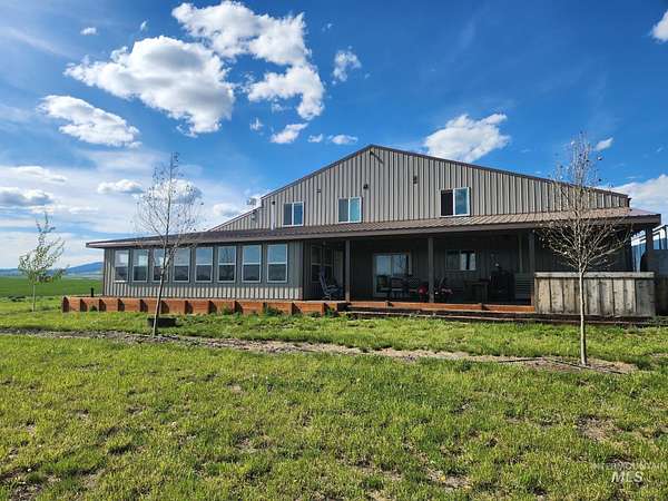 3 Acres of Residential Land with Home for Sale in Grangeville, Idaho