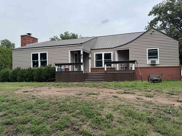 3.73 Acres of Residential Land with Home for Sale in Cleo Springs, Oklahoma