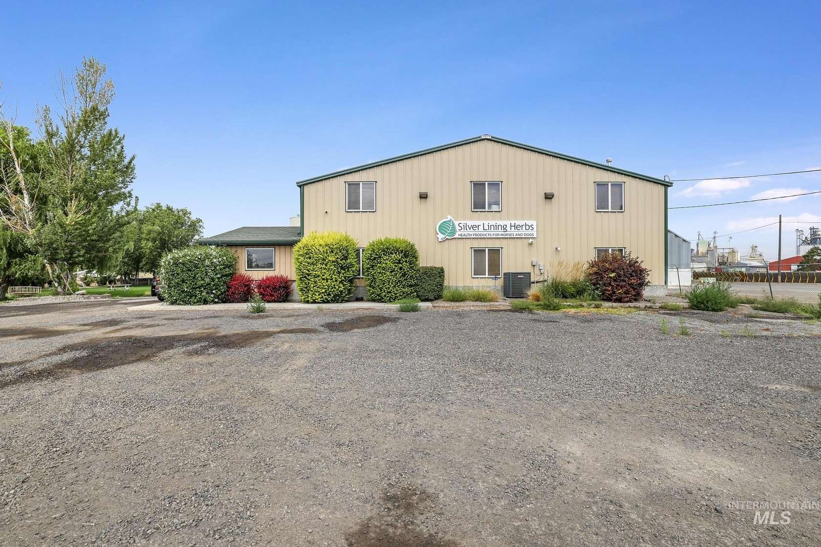 1.84 Acres of Improved Commercial Land for Sale in Buhl, Idaho