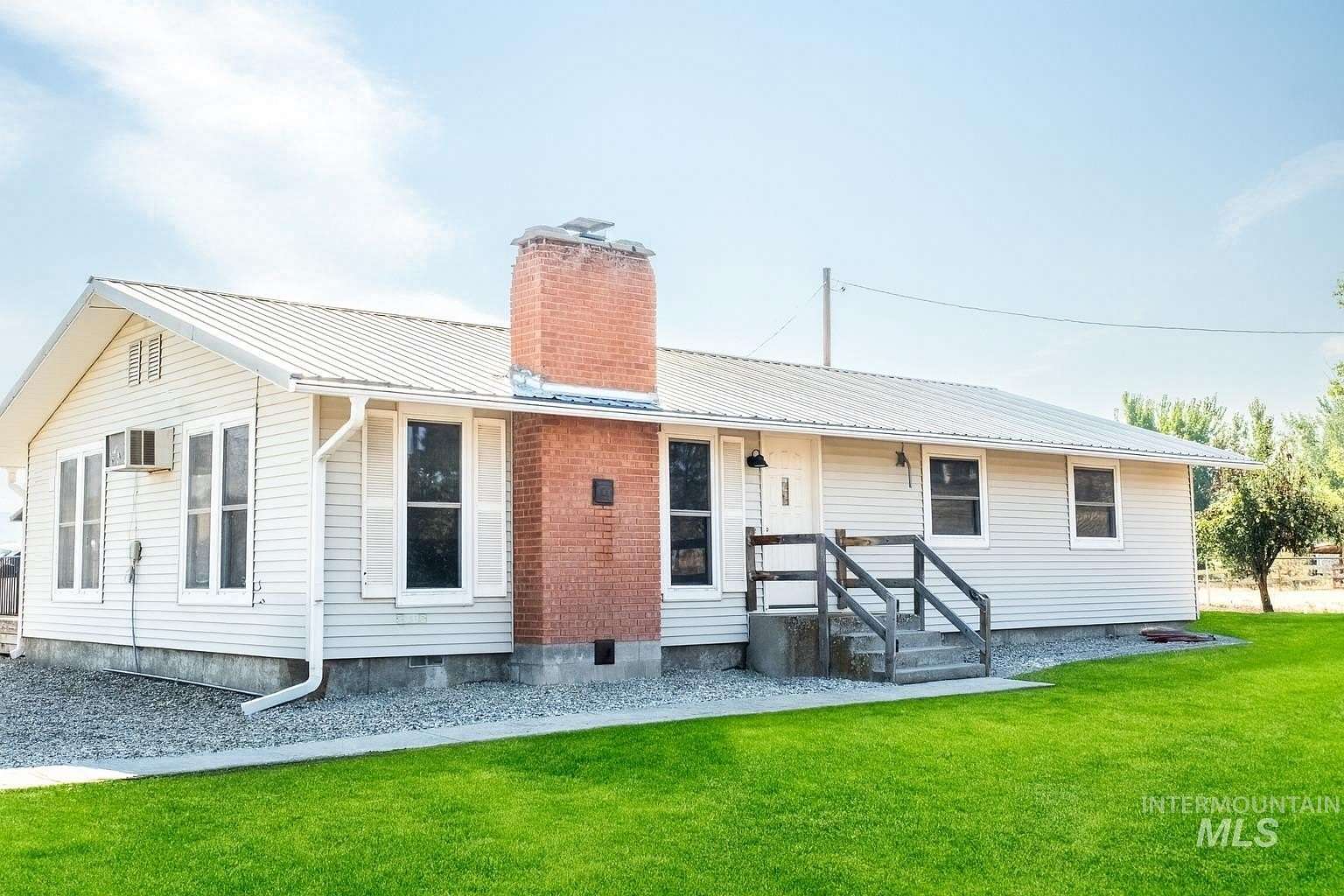 3.34 Acres of Residential Land with Home for Sale in Emmett, Idaho