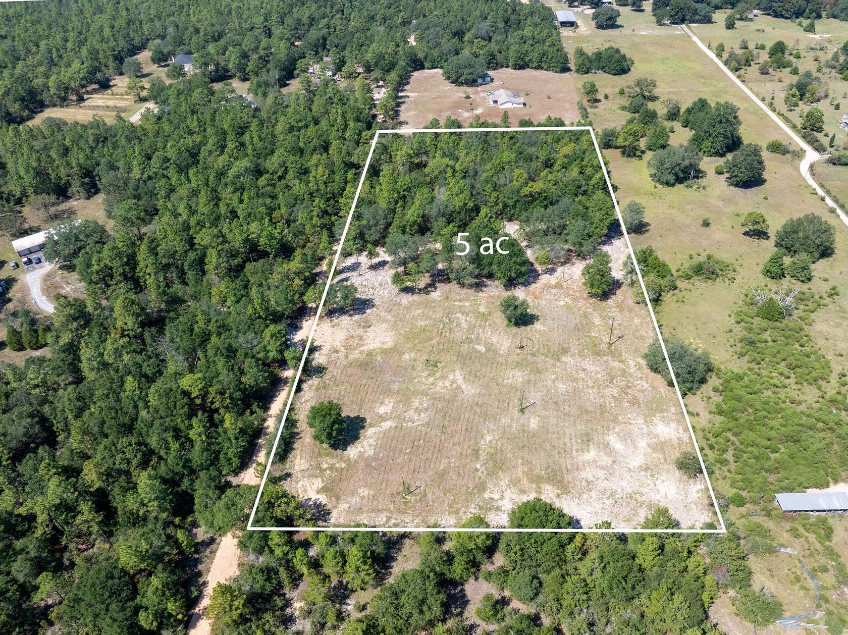 5 Acres of Residential Land for Sale in Crestview, Florida