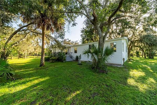 18.3 Acres of Land with Home for Sale in Sarasota, Florida