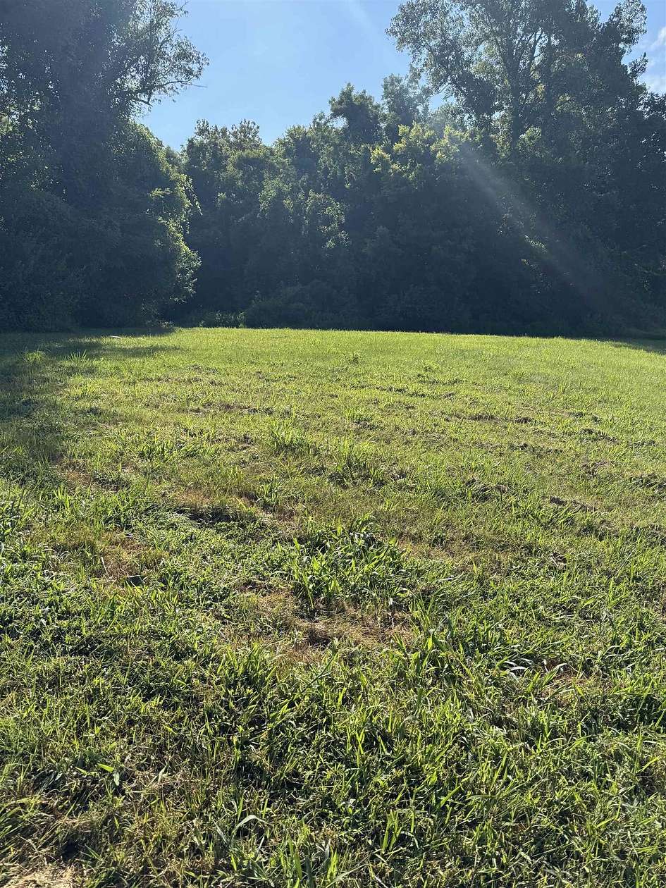 1.12 Acres of Residential Land for Sale in Morganfield, Kentucky