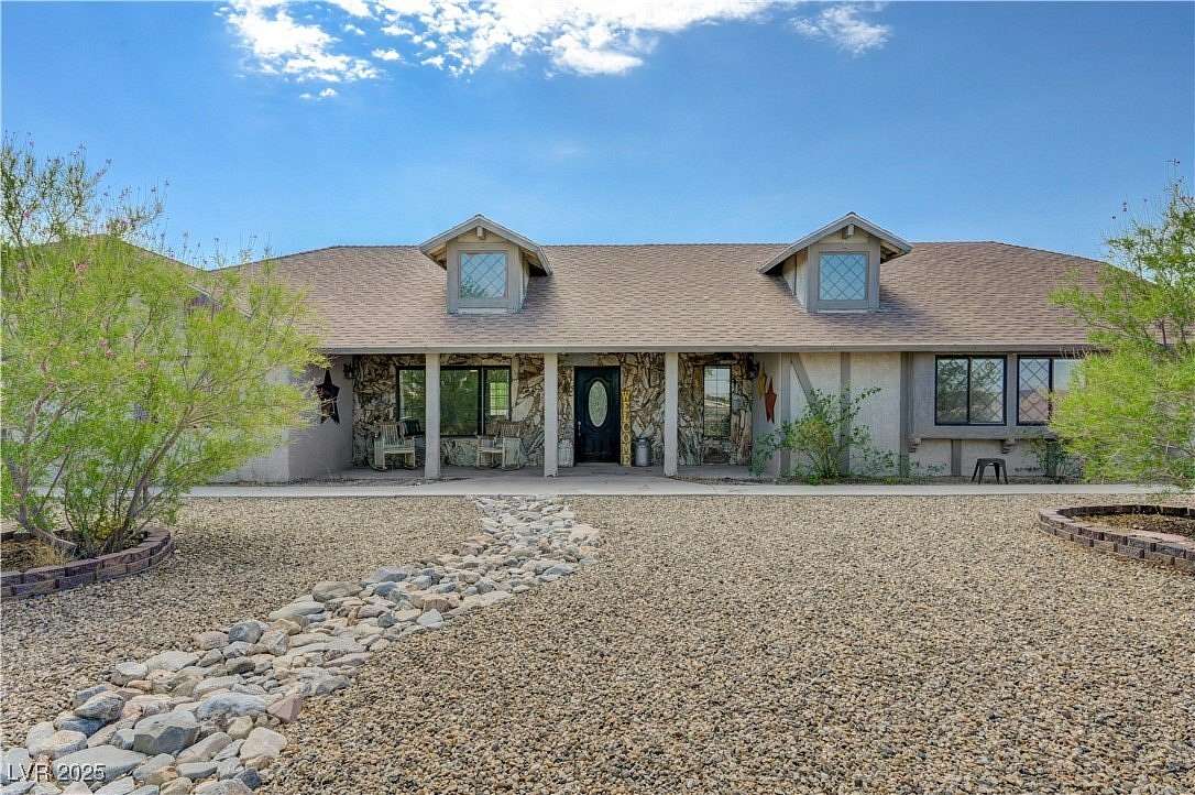 2.87 Acres of Land with Home for Sale in Moapa, Nevada