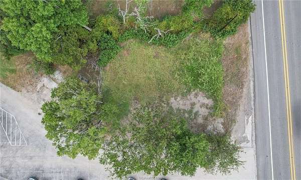 0.12 Acres of Commercial Land for Sale in Madisonville, Texas