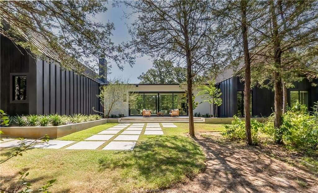 12 Acres of Land with Home for Sale in College Station, Texas