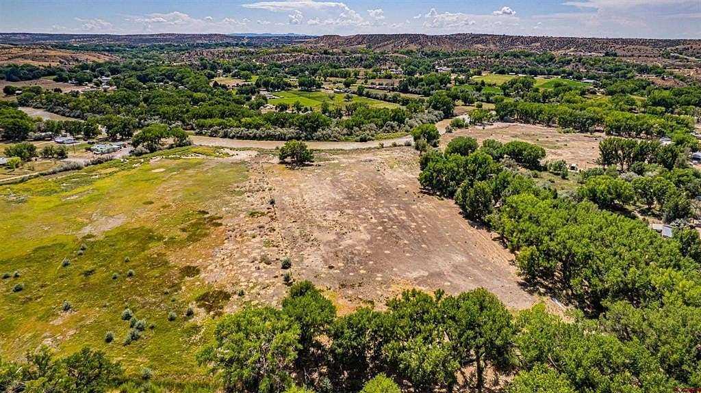 16.6 Acres of Land for Sale in Flora Vista, New Mexico