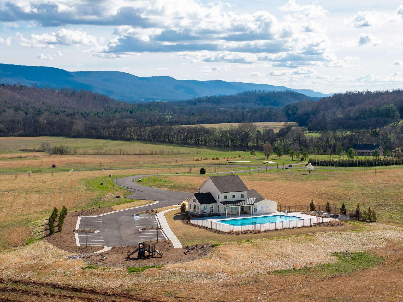 1 Acre of Land for Sale in Dunlap, Tennessee