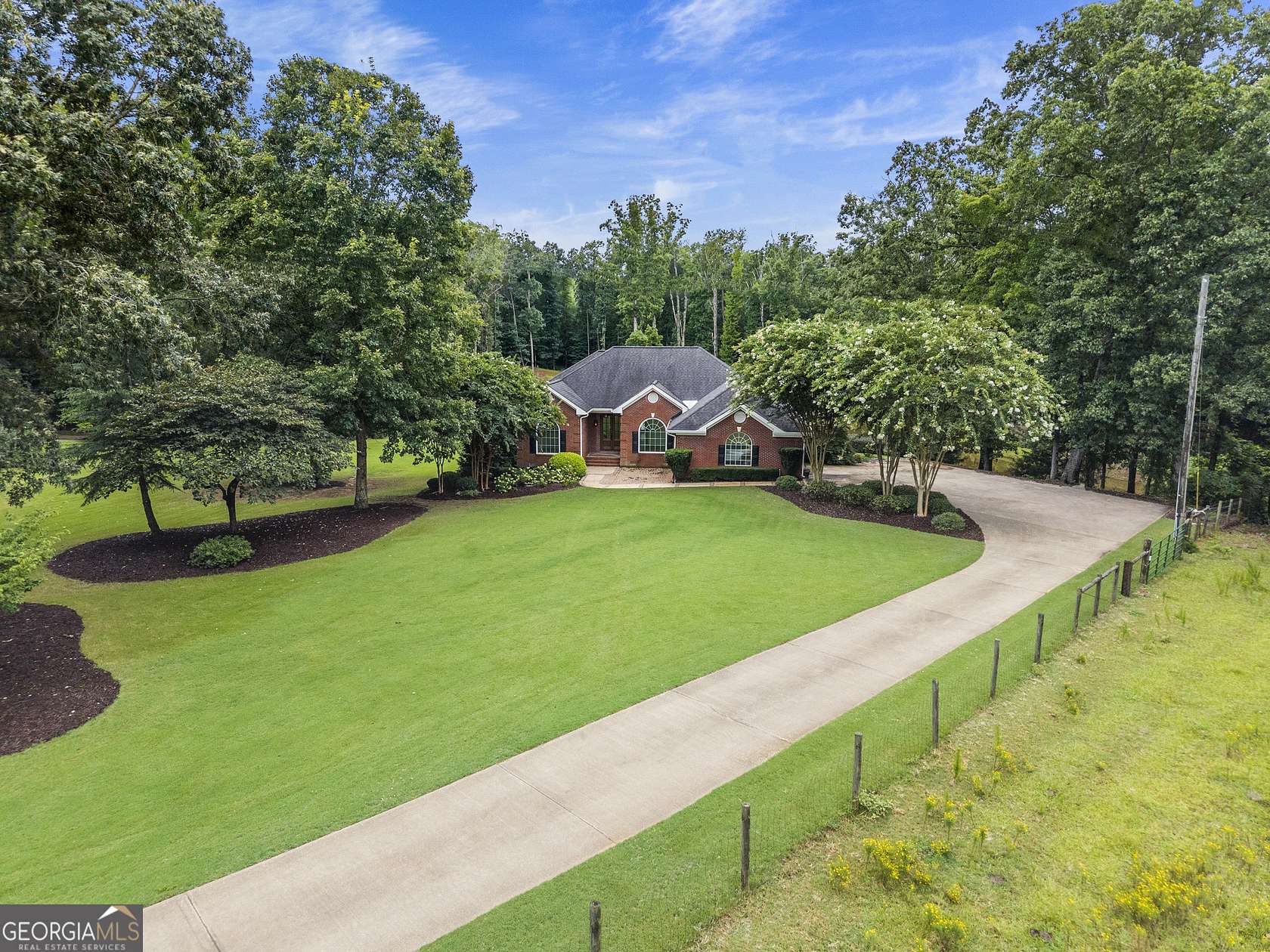 9.22 Acres of Residential Land with Home for Sale in Covington, Georgia