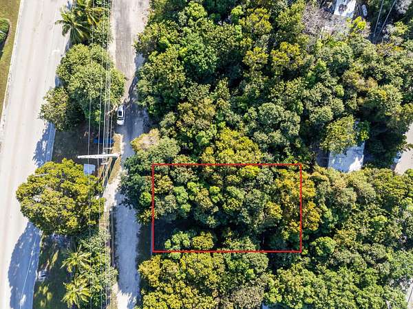 0.12 Acres of Commercial Land for Sale in Key Largo, Florida