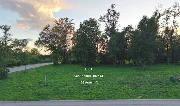 0.29 Acres of Residential Land for Sale in Cedar Rapids, Iowa