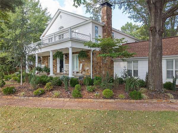 2.44 Acres of Residential Land with Home for Sale in Fort Smith, Arkansas