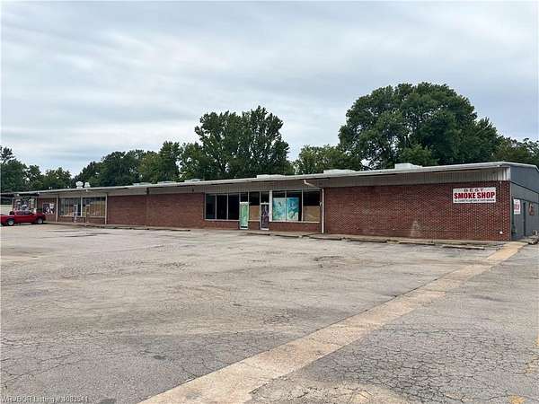 1.59 Acres of Improved Commercial Land for Sale in Mulberry, Arkansas