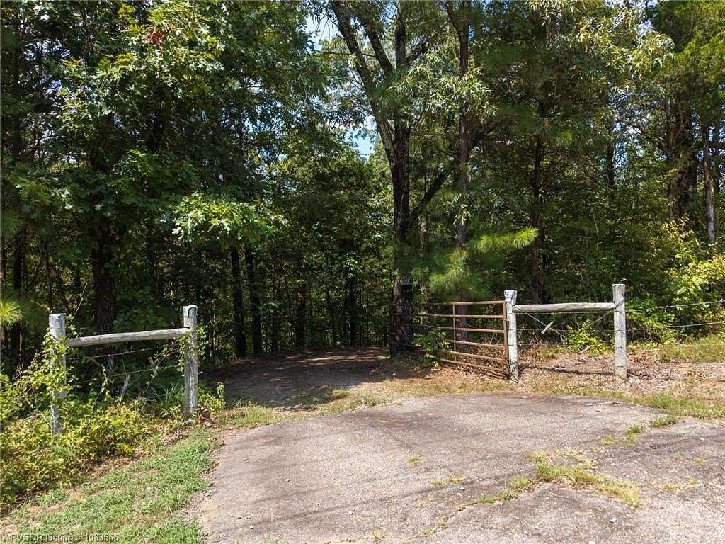 3 Acres of Residential Land for Sale in Van Buren, Arkansas