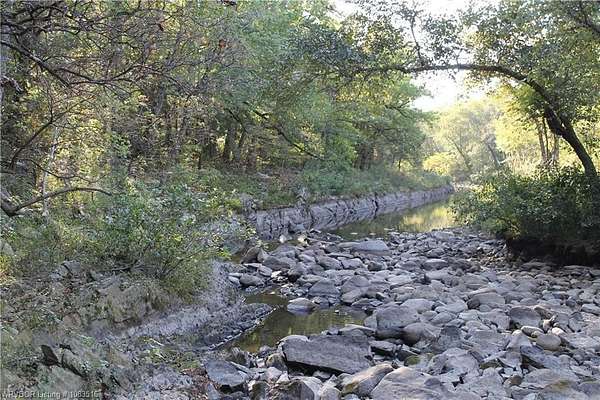 33 Acres of Recreational Land for Sale in Paris, Arkansas