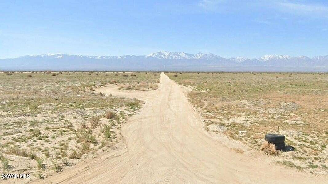 2.54 Acres of Land for Sale in Palmdale, California