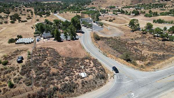 1.7 Acres of Commercial Land for Sale in Agua Dulce, California