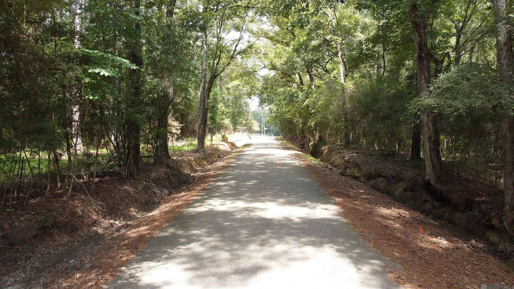 4.74 Acres of Land for Sale in Greenwell Springs, Louisiana