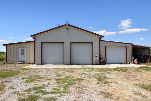 2 Acres of Residential Land with Home for Sale in Lewis Township, Ohio